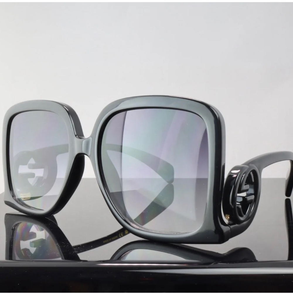 Gucci GG1326S Black / Black Lens Square Oversized Sunglasses 100% UV w/ Case
